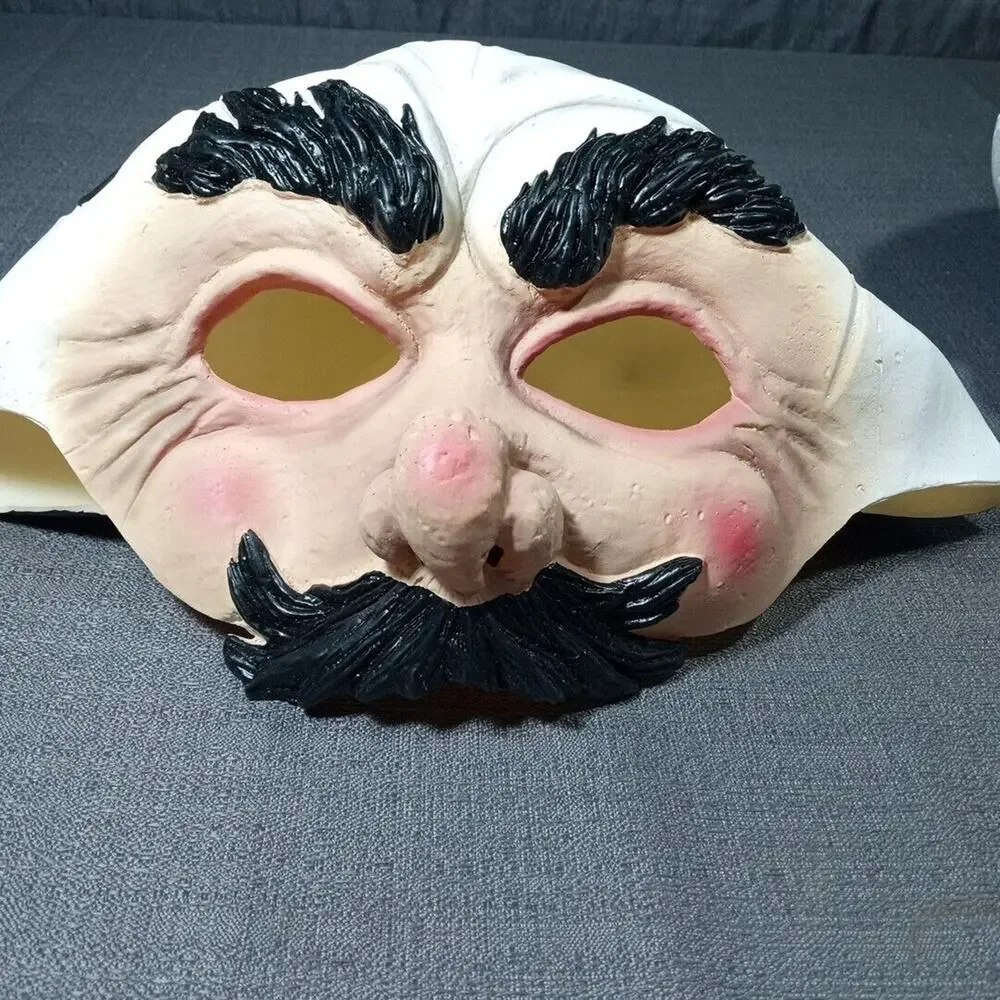 Vintage Totally Ghoul Halloween Mask Soccer Full Head Rubber Vinyl Mask NSL FIFA